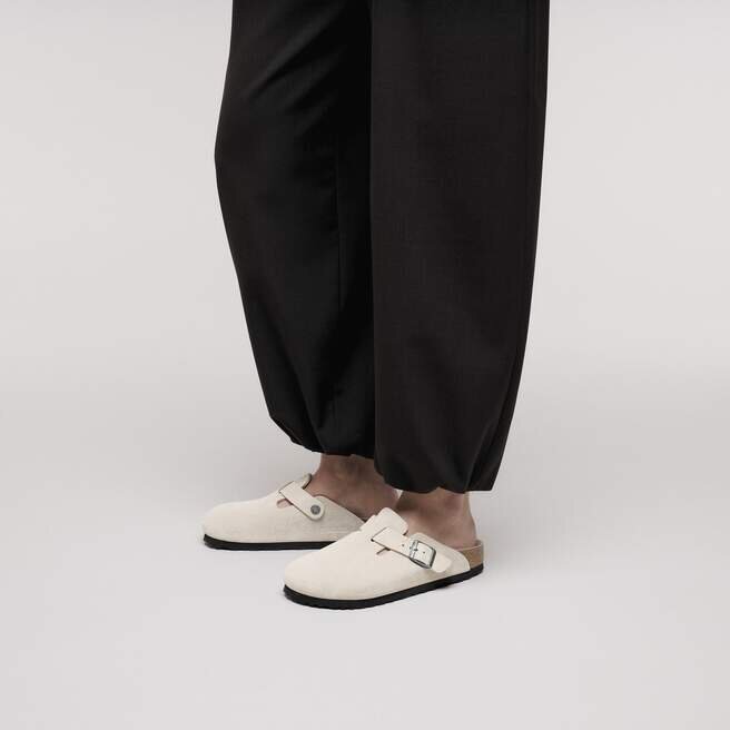 Boston Soft Footbed Suede Leather Boston Soft Footbed Suede Leather