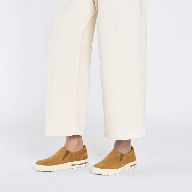 Oswego Suede Leather Oswego Suede Leather