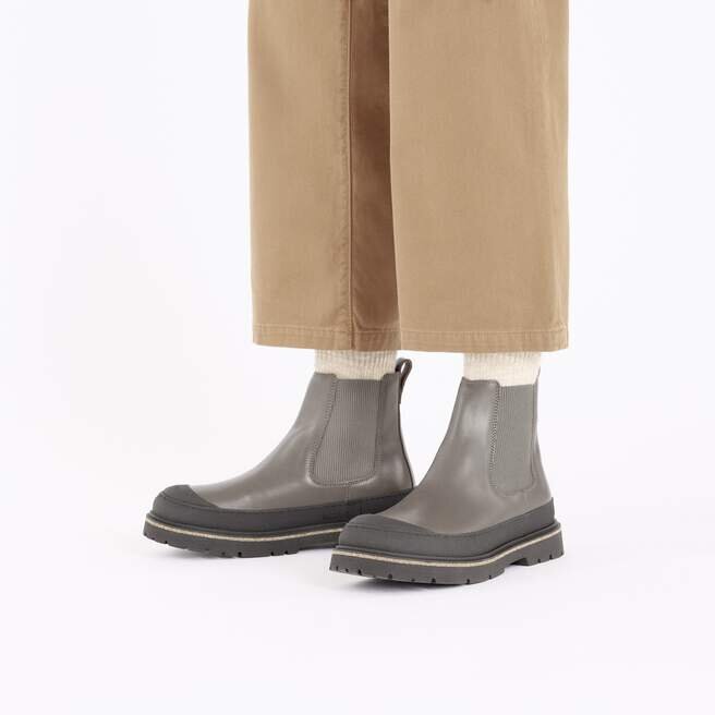Prescott Slip on Men Waxy Leather Prescott Slip on Men Waxy Leather